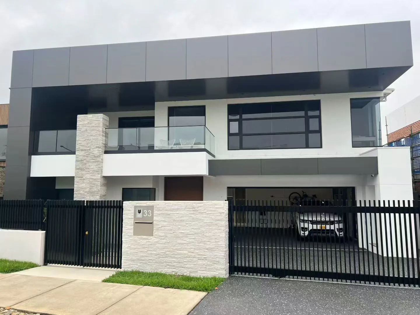 Australian Minimal Villa exterior